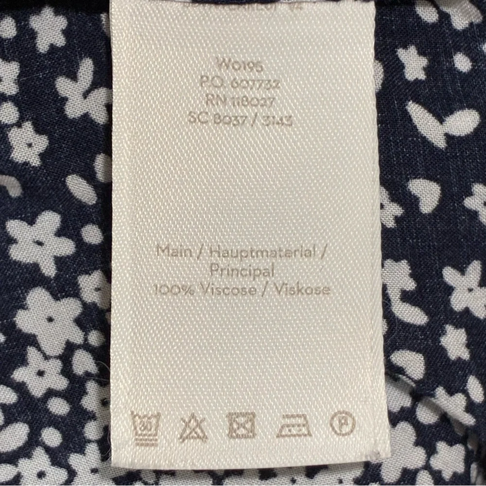 Boden Willow Top Floral Tiered Blouse V-Neck Puff Sleeve Boho Flowy Small 2